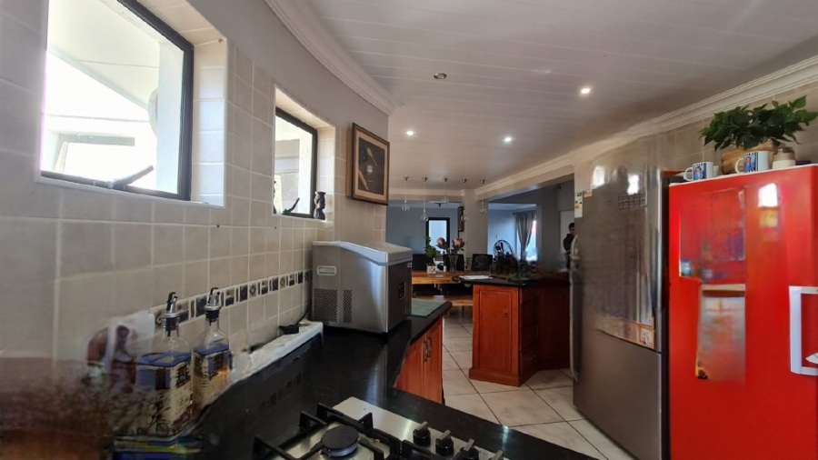 3 Bedroom Property for Sale in Dana Bay Western Cape